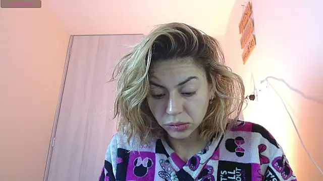 Snapshot of aprildumont chatting on 16, 7, 2026 aprildumont online show from 16, 7, 2026