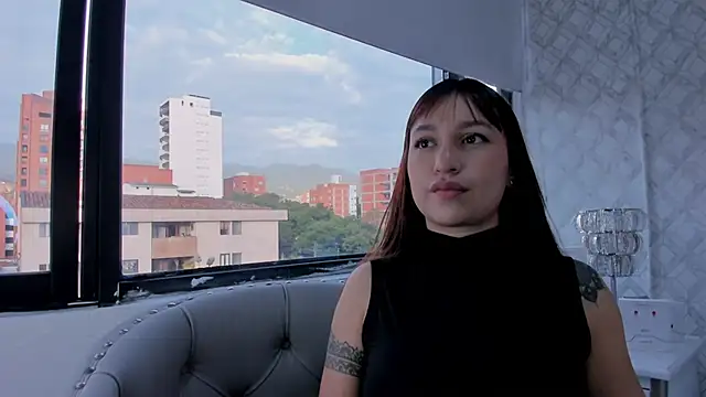 Snapshot of katherine_glow chatting on 22, 5, 2026 katherine glow online show from 22, 5, 2026