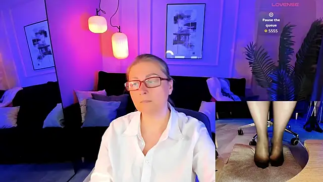 Alexandra Kind online show from 20, 6, 2026
