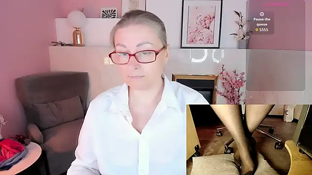 Alexandra Kind online show from 16, 7, 2026