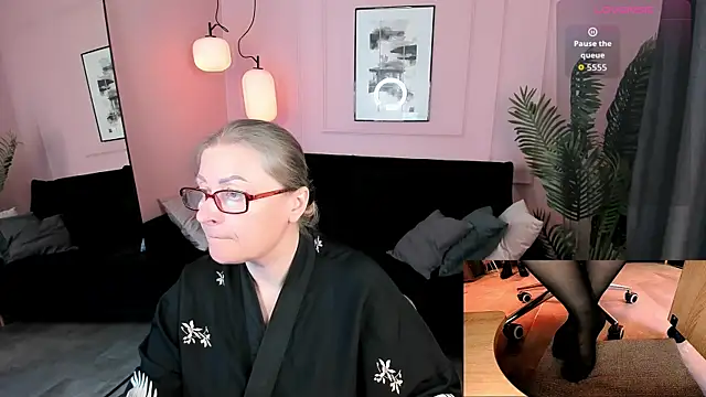 Alexandra Kind online show from 10, 7, 2026