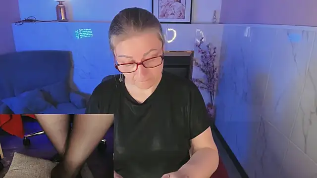 Alexandra Kind online show from 3, 5, 2026