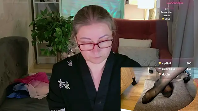 Alexandra Kind online show from 8, 7, 2026
