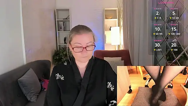 Alexandra Kind online show from 12, 7, 2026