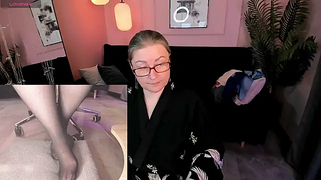 Alexandra Kind online show from 6, 5, 2026
