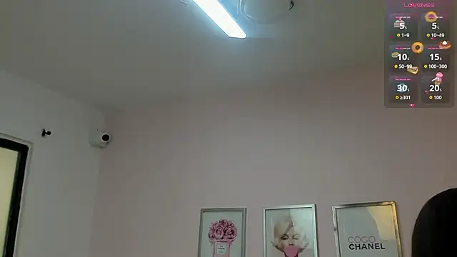KimberlyBoonee online show from 15, 6, 2026