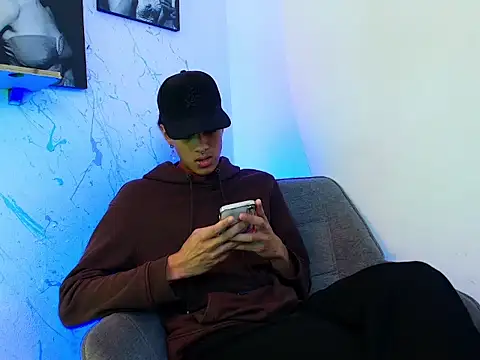 Gabriiel maddox online show from 16, 4, 2026