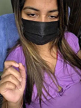 Jasmine lovel online show from 16, 4, 2026