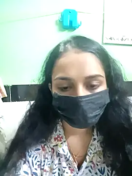 Lusi G online show from 18, 4, 2026