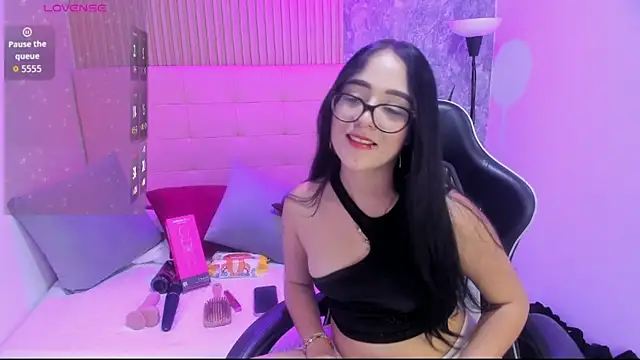 Amiee Kovva online show from 16, 7, 2026