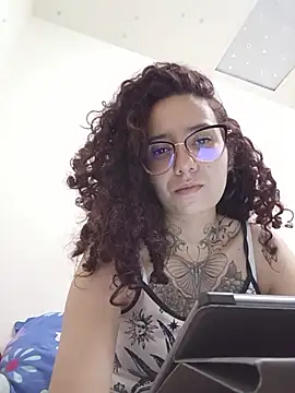 Aura Phone online show from 30, 4, 2026