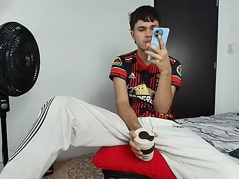 EdwinBoys online show from 12, 5, 2026