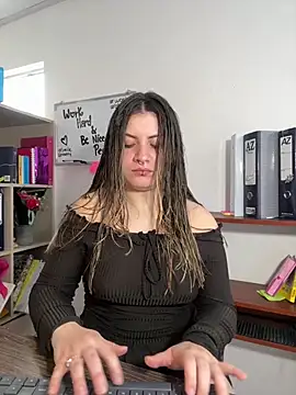 juanitablue online show from 15, 7, 2026