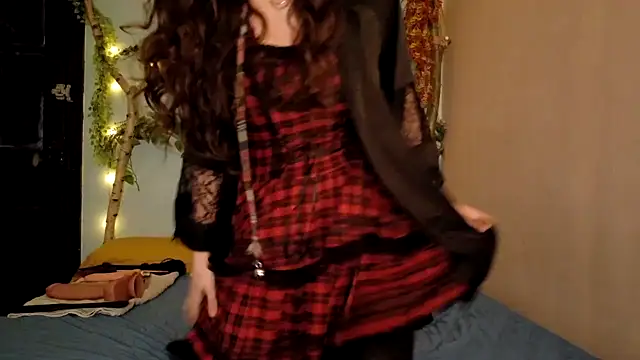 missclochette online show from 18, 5, 2026