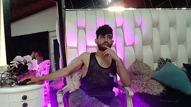 aaron jones 1 online show from 15, 4, 2026