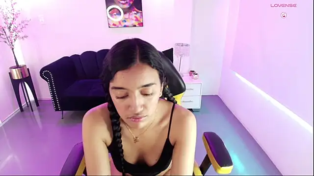 Snapshot of Zoe_M00n chatting on 11, 5, 2026 Zoe M00n online show from 11, 5, 2026