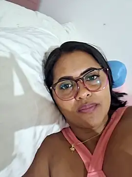 Ayla Phone online show from 23, 4, 2026