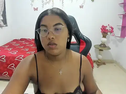 Snapshot of miasexi_hot11 chatting on 17, 5, 2026 miasexi hot11 online show from 17, 5, 2026