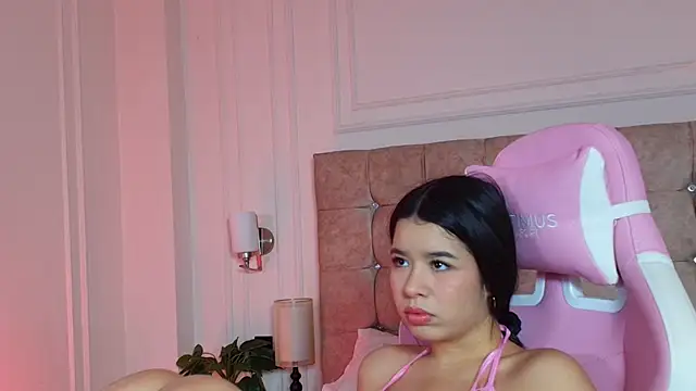 SophieBuitrago online show from 26, 5, 2026
