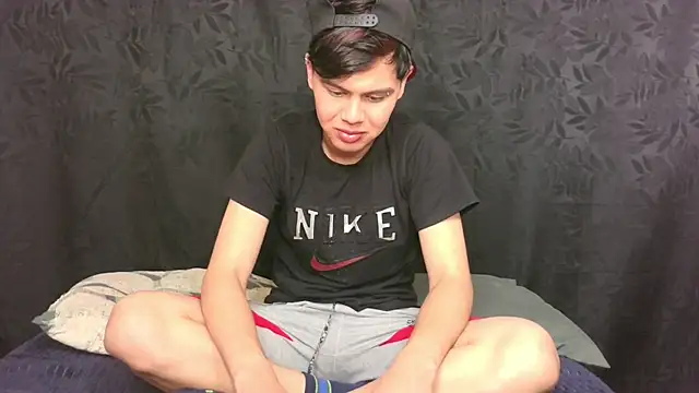 Snapshot of Felipe_Kold chatting on 25, 5, 2026 Felipe Kold online show from 25, 5, 2026