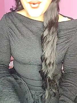 hotsivya online show from 22, 4, 2026