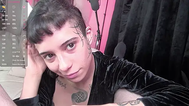 Snapshot of materia_xxxtar chatting on 17, 6, 2026 materia xxxtar online show from 17, 6, 2026