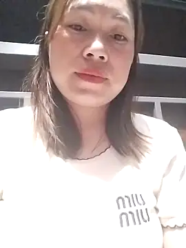 Snapshot of Cong2211 chatting on 16, 4, 2026 Cong2211 online show from 16, 4, 2026