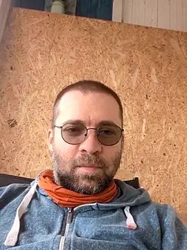 Snapshot of gayboyx77 chatting on 16, 4, 2026 gayboyx77 online show from 16, 4, 2026