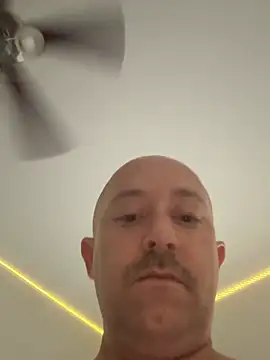 Whosdiss online show from 22, 5, 2026