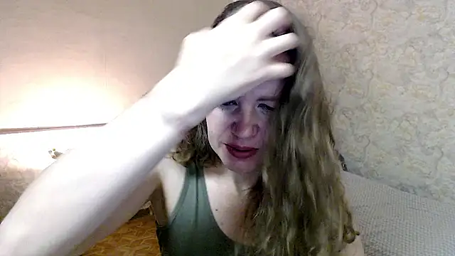 Snapshot of Fern_Lust chatting on 7, 6, 2026 Fern Lust online show from 7, 6, 2026