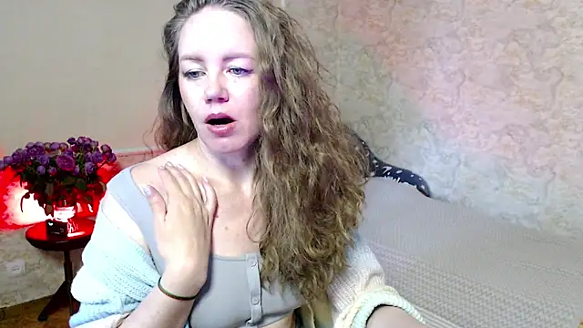 Snapshot of Fern_Lust chatting on 19, 5, 2026 Fern Lust online show from 19, 5, 2026