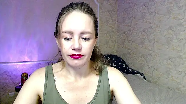 Snapshot of Fern_Lust chatting on 3, 7, 2026 Fern Lust online show from 3, 7, 2026