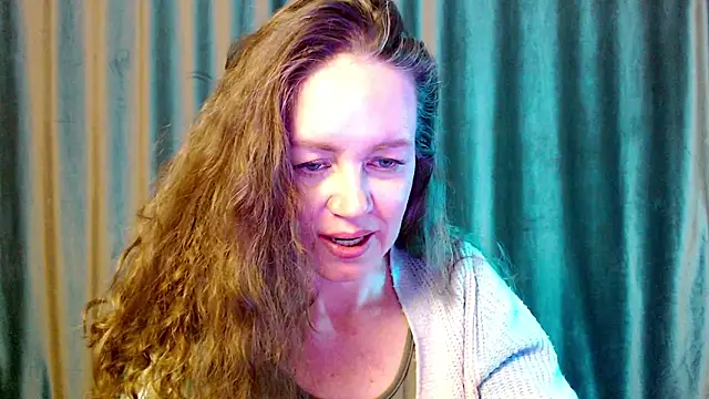 Snapshot of Fern_Lust chatting on 29, 4, 2026 Fern Lust online show from 29, 4, 2026