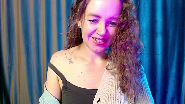 Snapshot of Fern_Lust chatting on 18, 4, 2026 Fern Lust online show from 18, 4, 2026