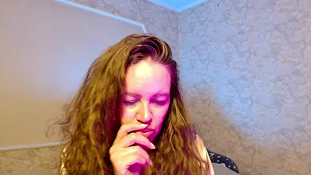 Snapshot of Fern_Lust chatting on 11, 5, 2026 Fern Lust online show from 11, 5, 2026