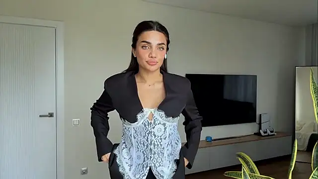 MelindaReny online show from 11, 5, 2026
