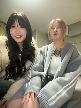 Xiaoyu0012 online show from 15, 4, 2026