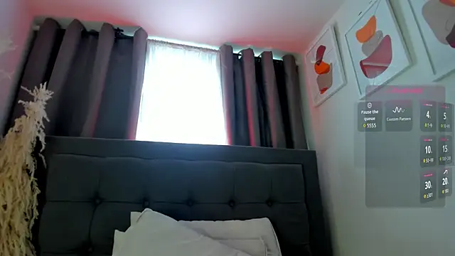 hanna-baker01 online show from 23, 5, 2026