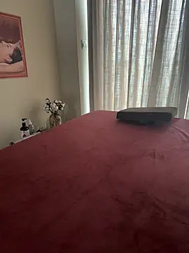 Luna-sexyy online show from 21, 4, 2026