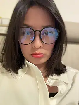 Faye-baby online show from 22, 4, 2026