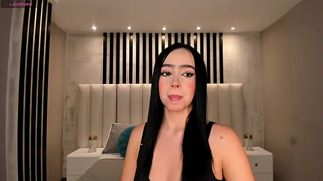 PaulineSanz online show from 19, 6, 2026