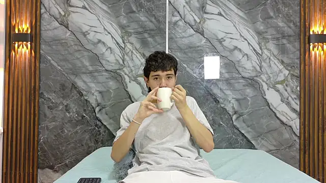 Snapshot of NoahWalker__ chatting on 15, 7, 2026 NoahWalker online show from 15, 7, 2026