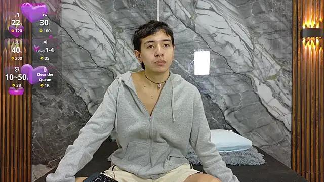 Snapshot of NoahWalker__ chatting on 4, 7, 2026 NoahWalker online show from 4, 7, 2026