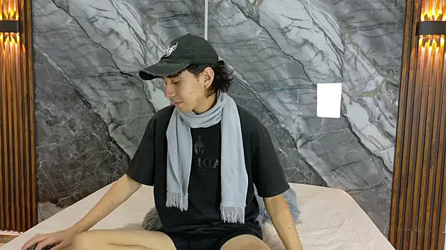 NoahWalker   online show from 20, 5, 2026