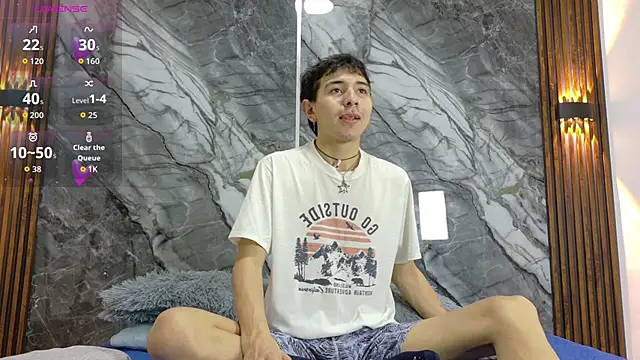 Snapshot of NoahWalker__ chatting on 29, 6, 2026 NoahWalker online show from 29, 6, 2026