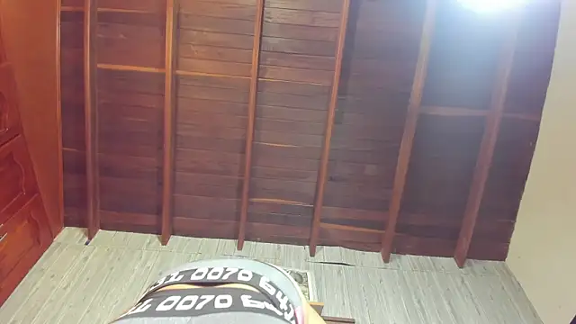 Luna  Cortez online show from 9, 5, 2026