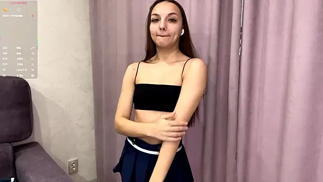 ElenaShadowlyn online show from 23, 4, 2026