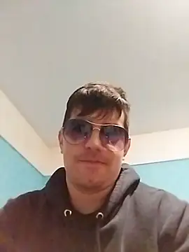 Robbie 1987 online show from 30, 4, 2026