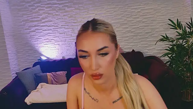 BlondieXStar online show from 21, 4, 2026