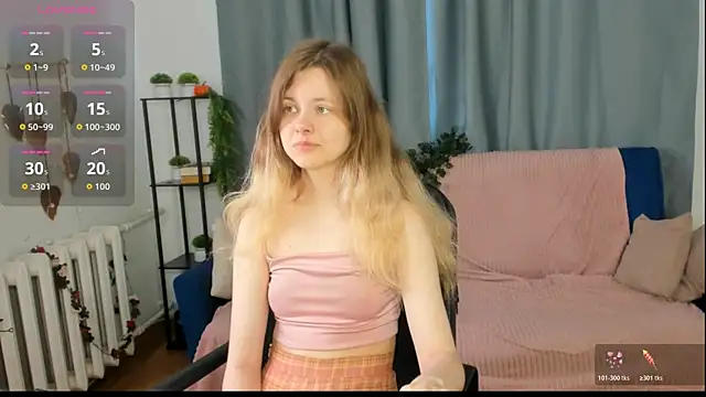 Glitch Doll online show from 15, 6, 2026